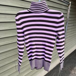 GAP KNIT SWEATER SIZE LARGE